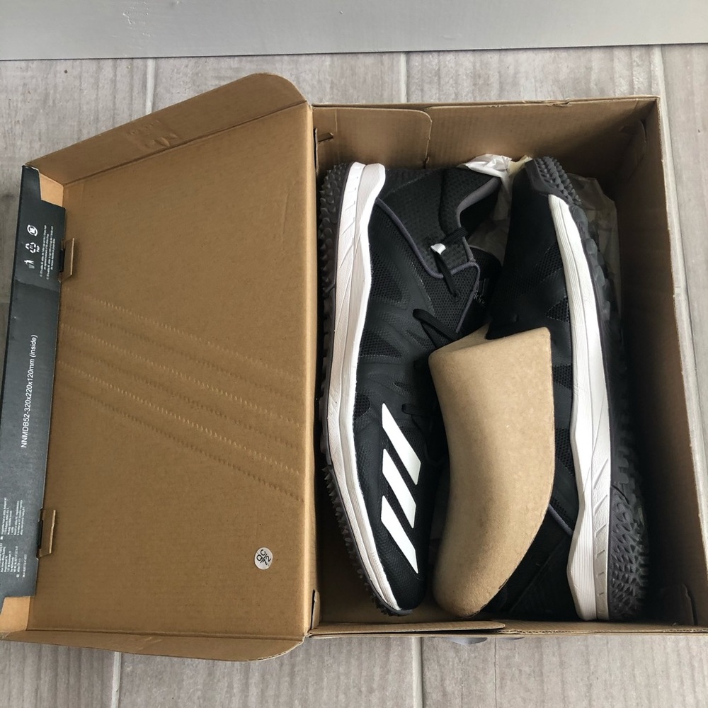 adidas Icron V Turf